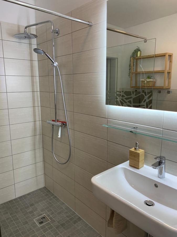 Neu: Gruene Idylle Nahe Hauptbahnhof & Hufeisensee Halle  Dış mekan fotoğraf